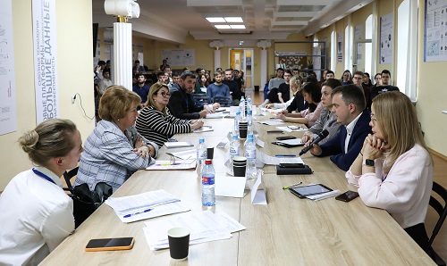Права несовершеннолетних в Интернете