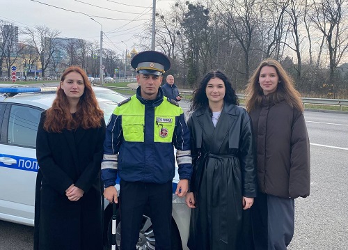 Дорожный пристав